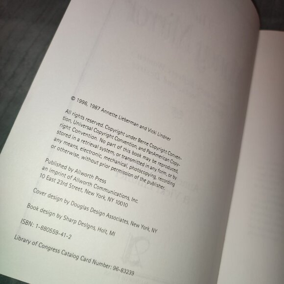 Book The Money Mirror Vicki Lindner A. Lieberman Personal Finance Management - Picture 4 of 8